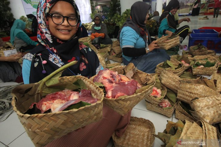 Shohibul Qurban Memperoleh Berapa Bab Daging Kurban? Berikut Aturannya